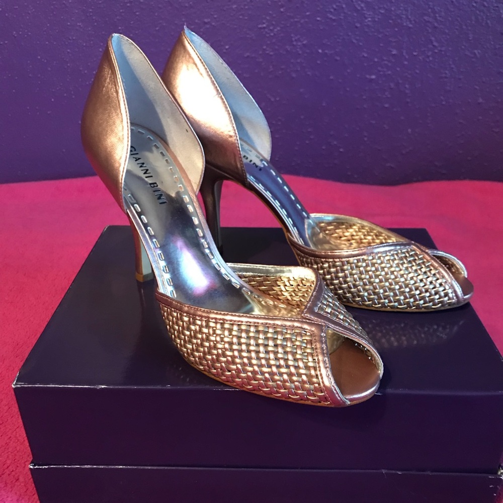 Bianni Gini Rose Gold Pumps